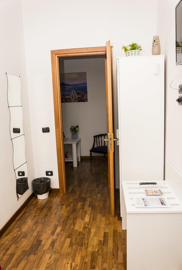 O' Sole E' Napule Bed & Breakfast Napoli Ngoại thất bức ảnh