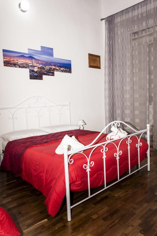 O' Sole E' Napule Bed & Breakfast Napoli Ngoại thất bức ảnh