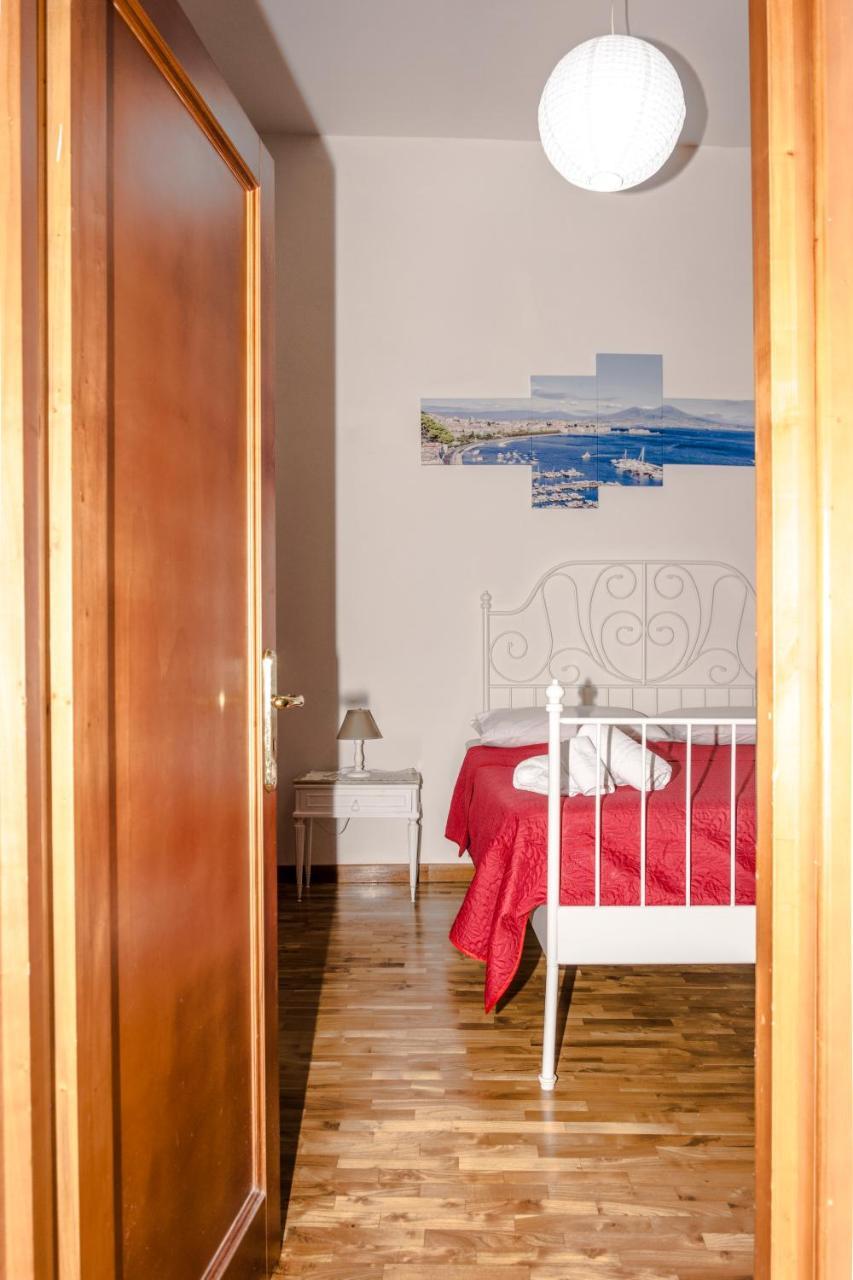 O' Sole E' Napule Bed & Breakfast Napoli Ngoại thất bức ảnh